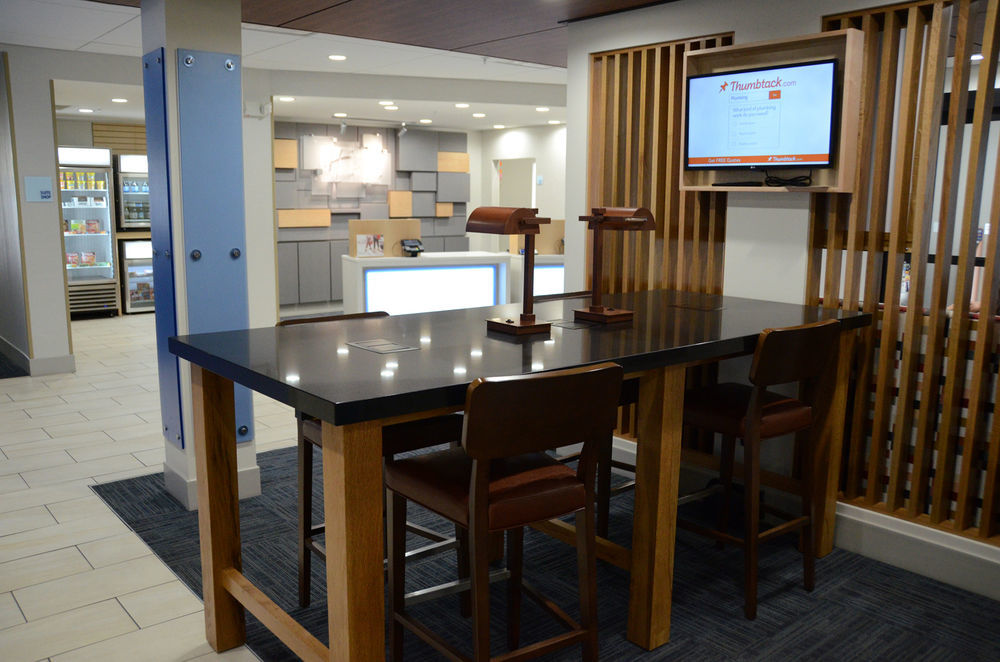 Holiday Inn Express Knoxville-Strawberry Plains By Ihg Εξωτερικό φωτογραφία