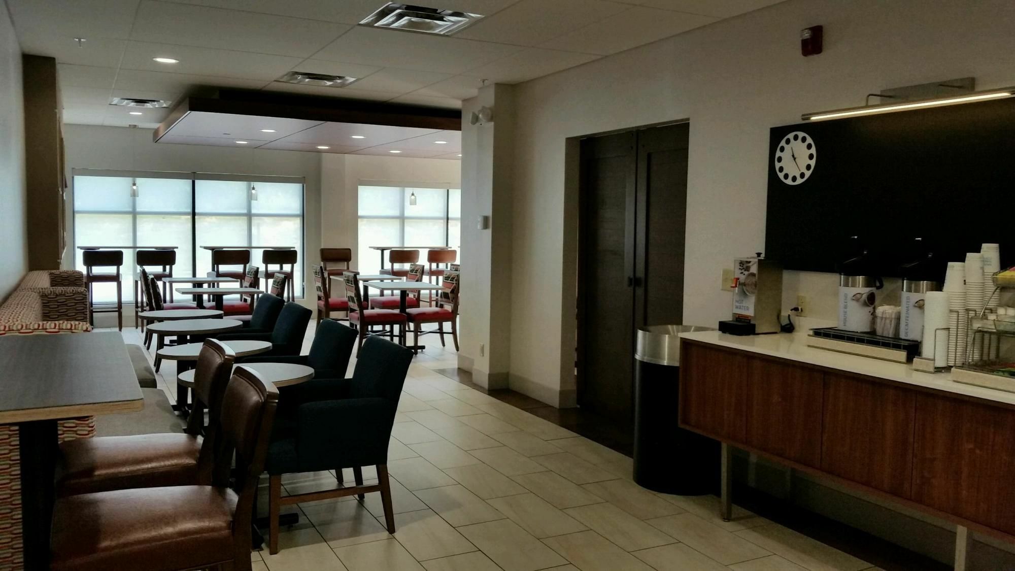 Holiday Inn Express Knoxville-Strawberry Plains By Ihg Εξωτερικό φωτογραφία