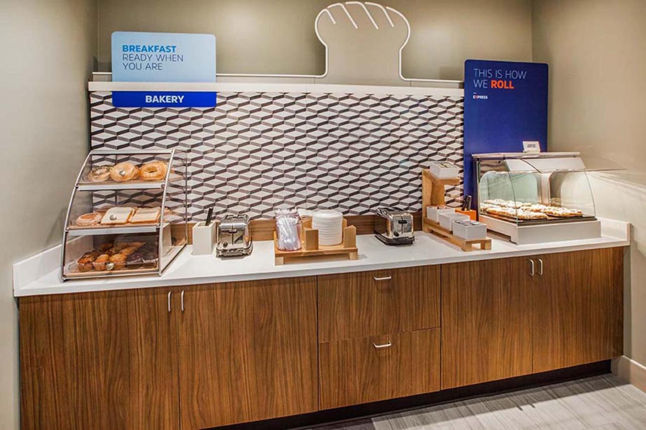 Holiday Inn Express Knoxville-Strawberry Plains By Ihg Εξωτερικό φωτογραφία